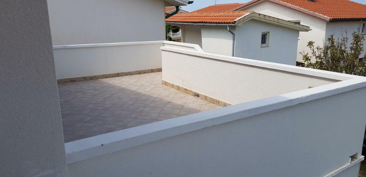 Haus Zarko Apartment Vir Exterior photo